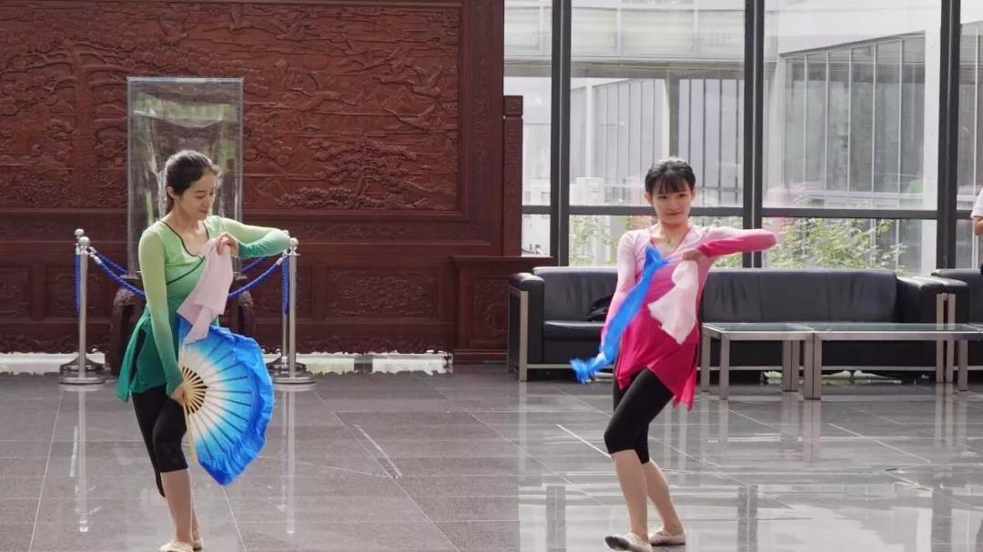 Z6��������ʱ���й������ٷ���վ