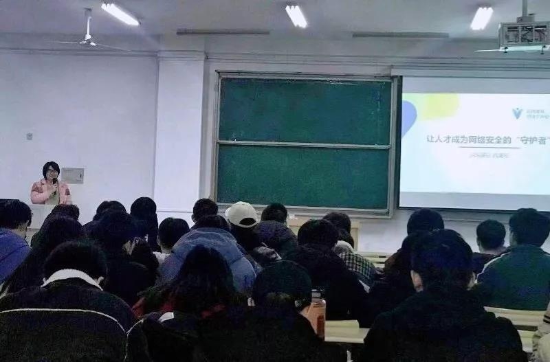 Z6��������ʱ���й������ٷ���վ